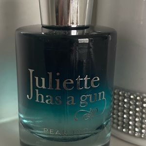 Juliette has a Gun Pear Inc.